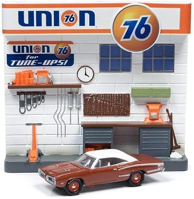 1970 Coronet Super Bee Brown with White Top & Union 76 Interior Service Gas Station Facade Diorama Set Johnny Lightning 50th Anniversary 164 Diecast Model Car by Johnny Lightning JLDR007-UNION76