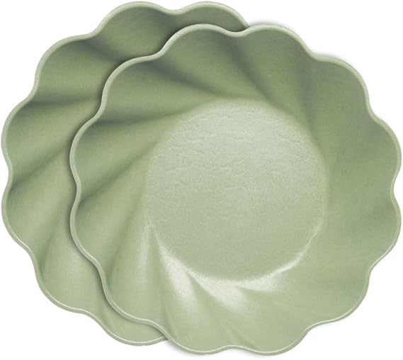 Sophistiplate Eco-Friendly Compostable Dinner Plates - Made of Bamboo Wood Fiber, and Sugarcane- Biodegradable and Disposable Party Plates- Sturdy & Heavy Duty - Pack of 16