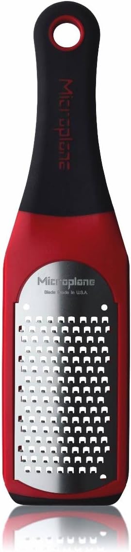 Microplane Artisan Series Cheese Grater and Zester (Coarse, Red)