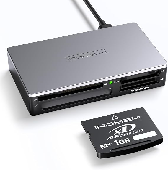 SmartMedia Card Reader with 1GB xD Picture Card