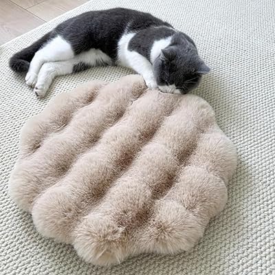 Pet Cushion Pad, Self-Warming Faux Fur Dog and Cat Bed for Indoor Pets, Cozy Plush Round Kennel Pad for Cage with Non-Slip Bottom, Winter Cat Mat Bed for Kneading Khaki,11.8in Round