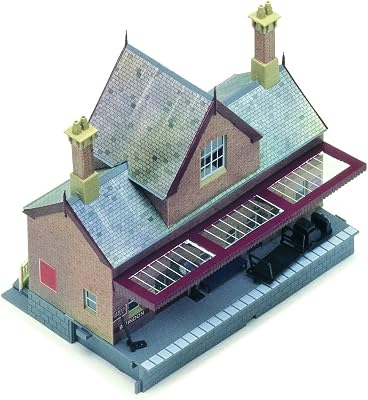 Hornby R8007 OO Gauge Booking Hall - Model Railway Accessories, Miniature Diorama Scenery Train Sets - Lifelike Train Booking Hall Model - Scale 1:76