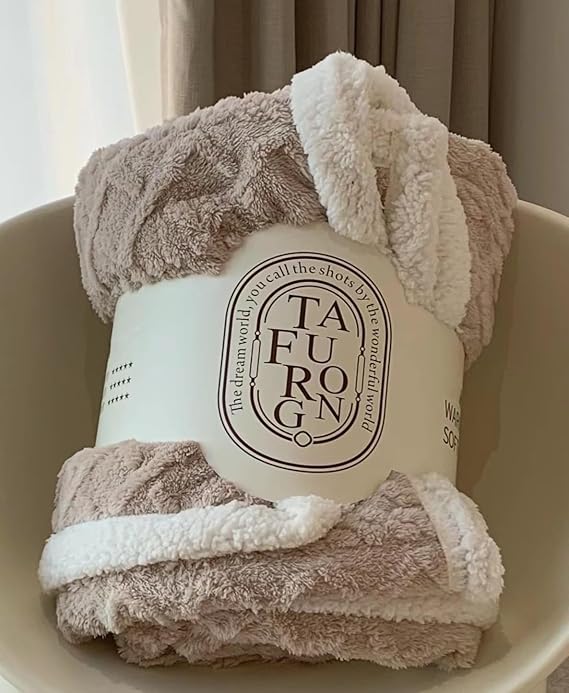 Fleece Couch Blanket, Super Soft Warm Fuzzy Blankets for Adults, Lightweight Luxury Decorative Blankets for Couch Sofa Bed Office Khaki 78" x 90"