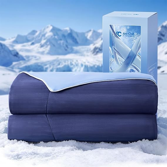 Elegear Cooling Comforter Queen Size, Ultra Lightweight, 90" x 90", Blue