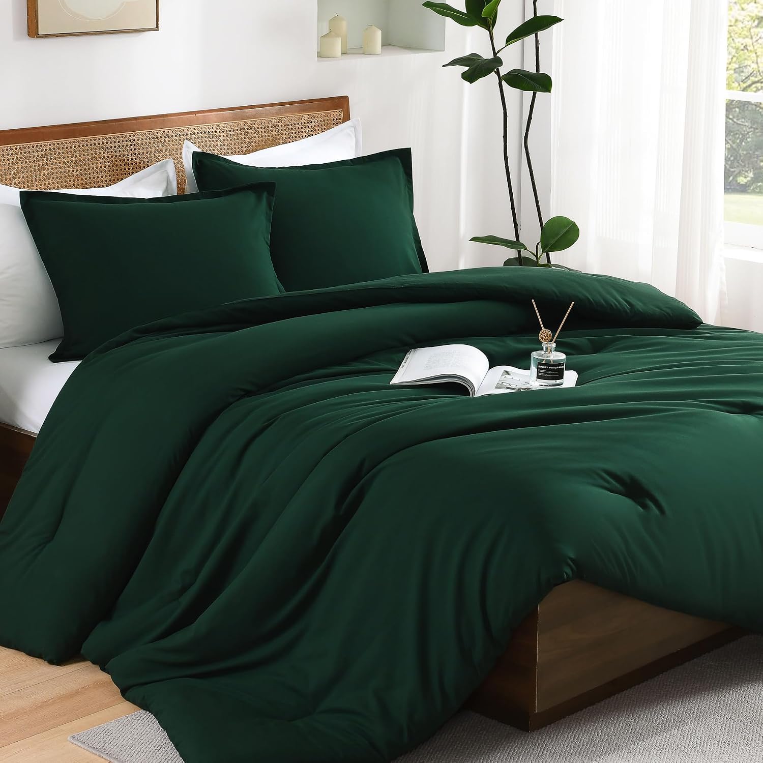 Andency Dark Emerald Green King Size Comforter Set, 3 Pieces Forest Hunter Green Boho Solid Bedding Comforters & Sets, Soft Lightweight Microfiber All Season Reversible Bed Set for Men Women
