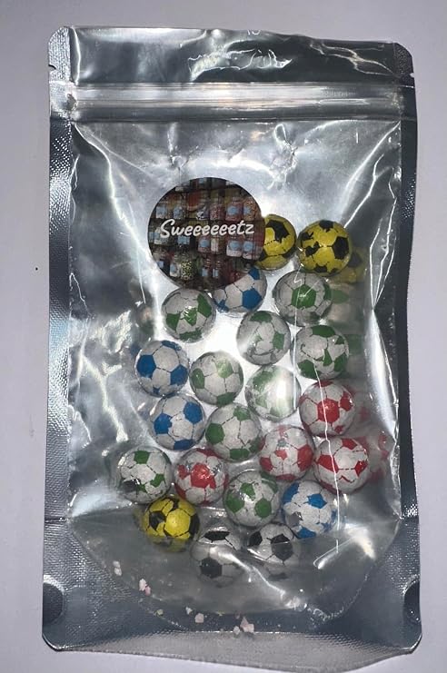 SWEEEEEETZ - Chocolate Foil Covered Footballs - Pick and Mix Sweets - 1Kg Resealable Pouch
