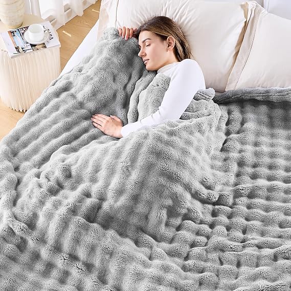 NEWCOSPLAY 3D Bubble Flannel Throw Blanket for Couch Grey, 90"90"